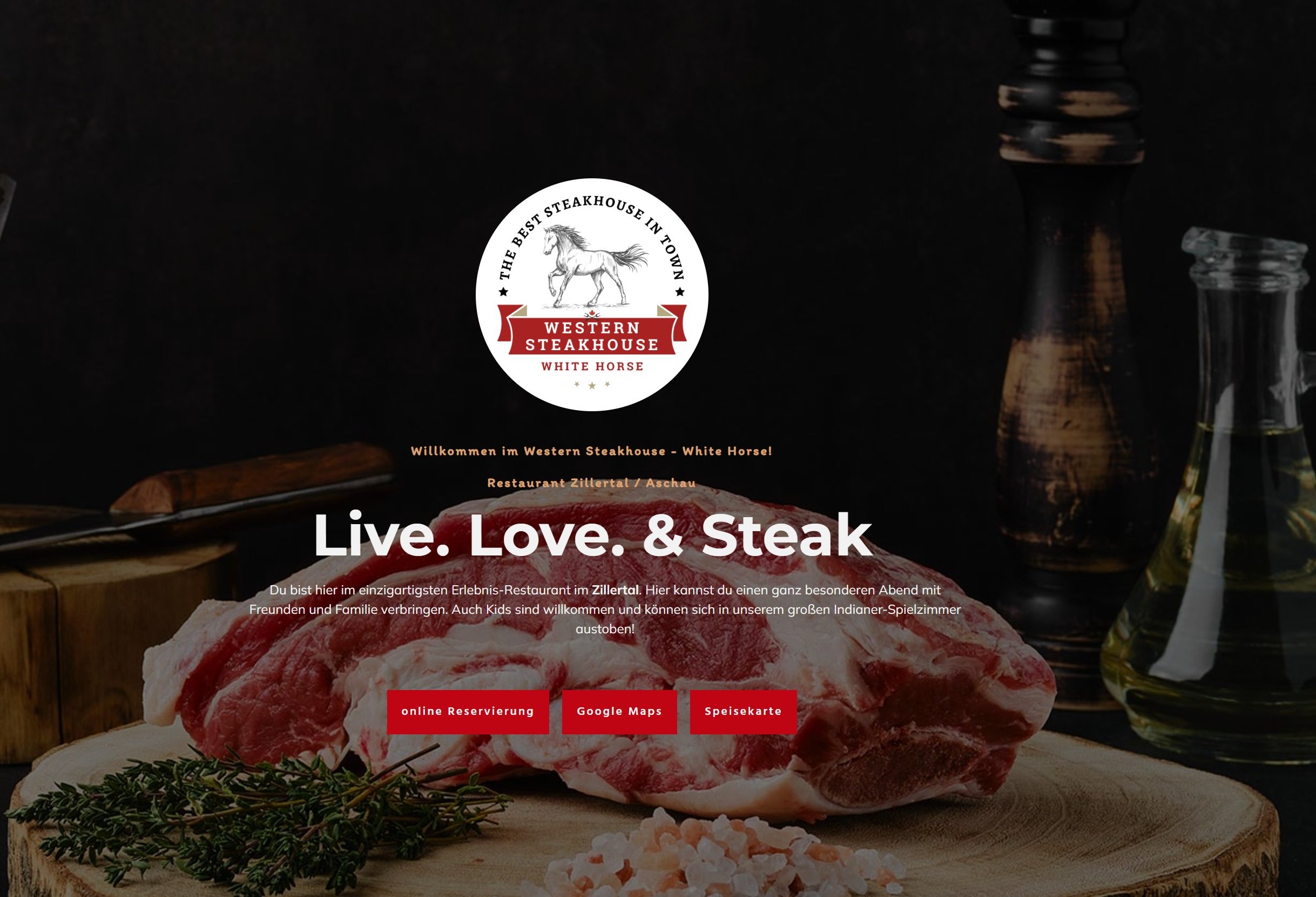 Rustikales Steak-Arrangement im Western Steakhouse